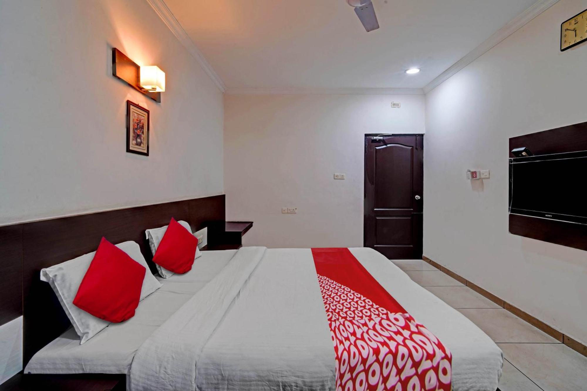 Hotel O Jk Inn ทีรุปปูร์ ภายนอก รูปภาพ