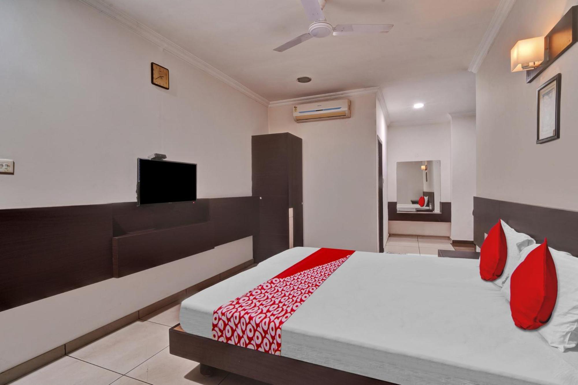 Hotel O Jk Inn ทีรุปปูร์ ภายนอก รูปภาพ